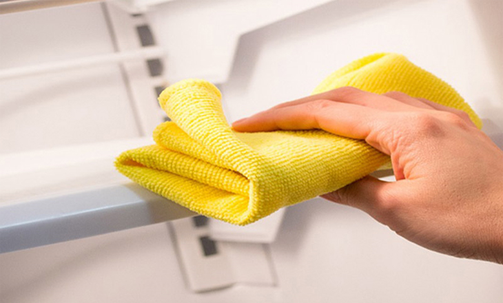 Hướng dẫn vệ sinh tủ đông đơn giản và hiệu quả tại nhà